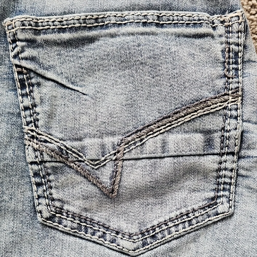 BKE Men's Bootcut Jeans in Light Blue - Picture 5 of 8